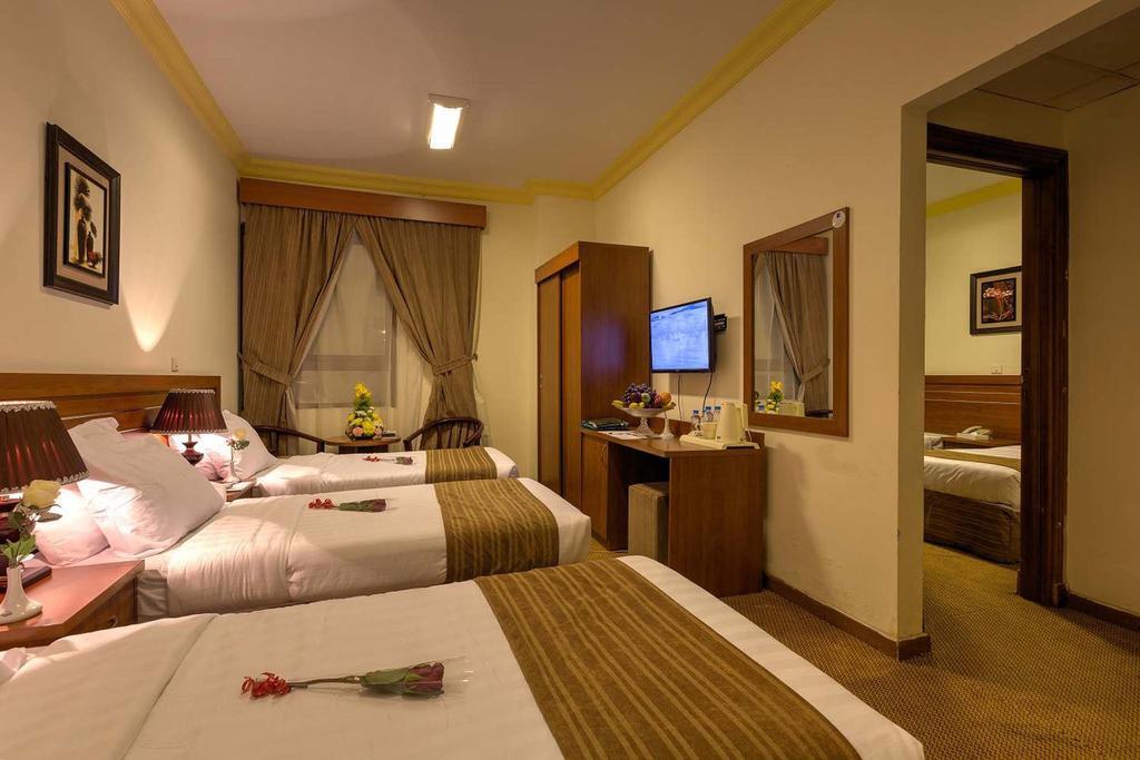 Mawaddah Al Noor Hotel Sultanah ภายนอก รูปภาพ